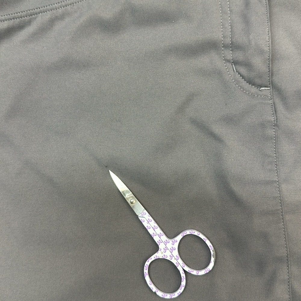Adidas Skort with Pockets. Size 2 - Picture 12 of 12